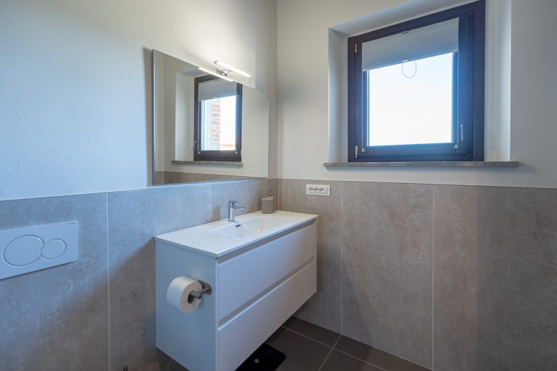 Bedrooms & Baths
