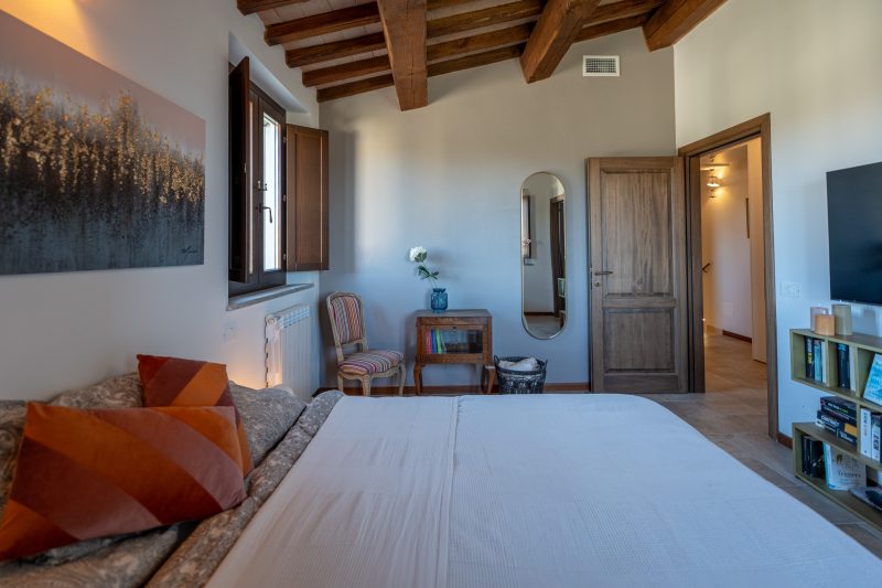 Bedrooms & Baths